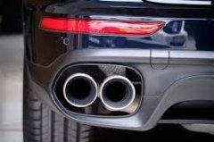 英国宣布将禁售燃油新车时间推迟五年，多家跨国车企表达不满